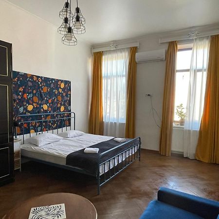 Guest House Third Floor 트빌리시 외부 사진