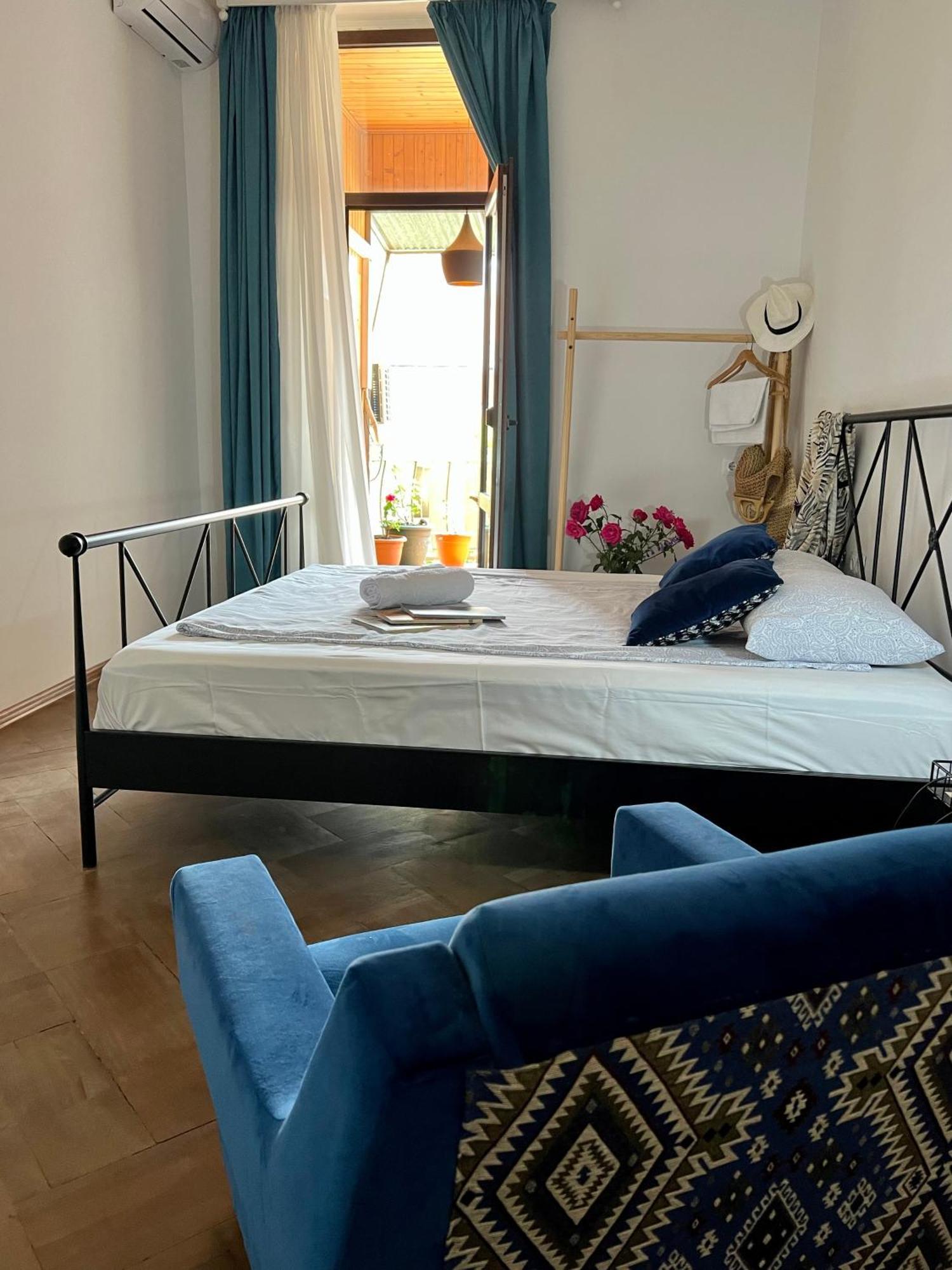 Guest House Third Floor 트빌리시 외부 사진