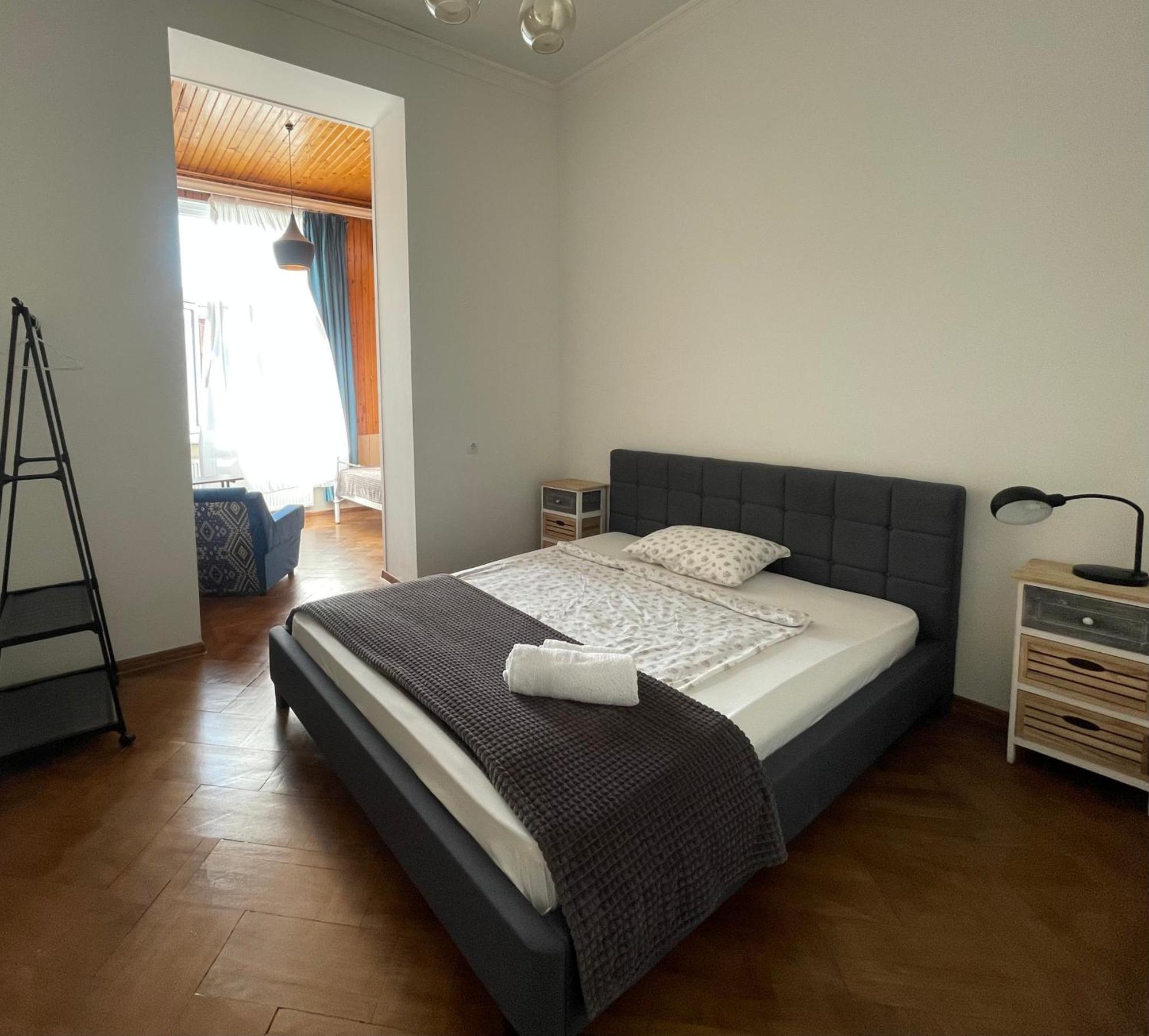Guest House Third Floor 트빌리시 외부 사진