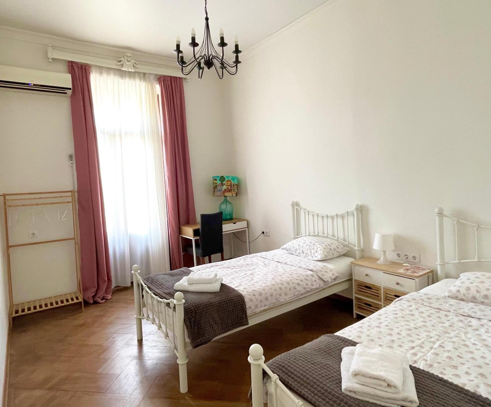 Guest House Third Floor 트빌리시 외부 사진