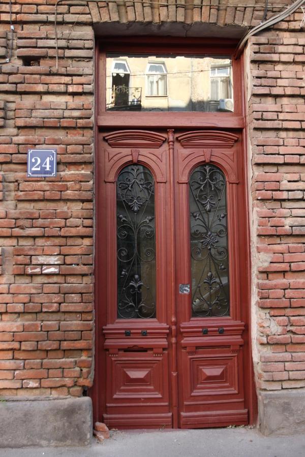 Guest House Third Floor 트빌리시 외부 사진